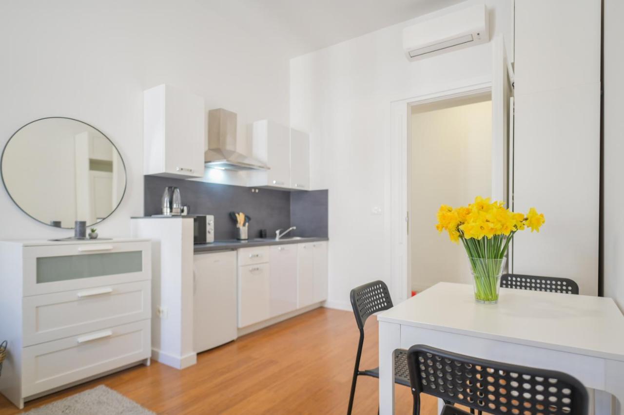 Berry Berry Studio Apartment Zagreb Bagian luar foto