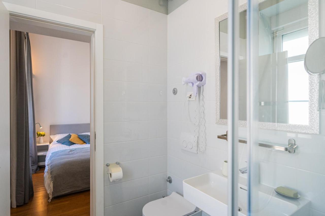 Berry Berry Studio Apartment Zagreb Bagian luar foto
